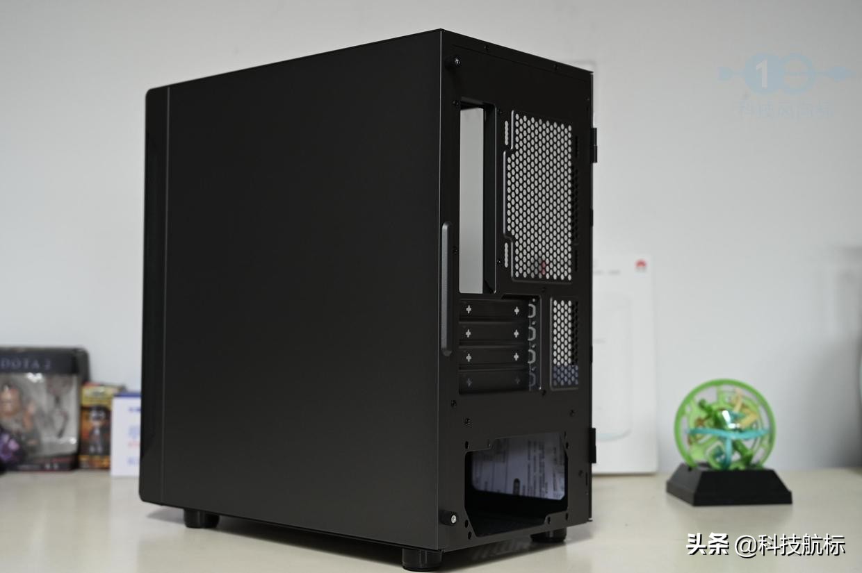 更简单的MATX小机箱，可以装200mm风扇的启航者A1体验