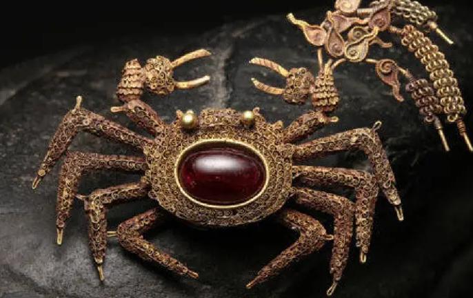 女子用50万买房5年房价涨十倍,女子用一个房子换一只螃蟹