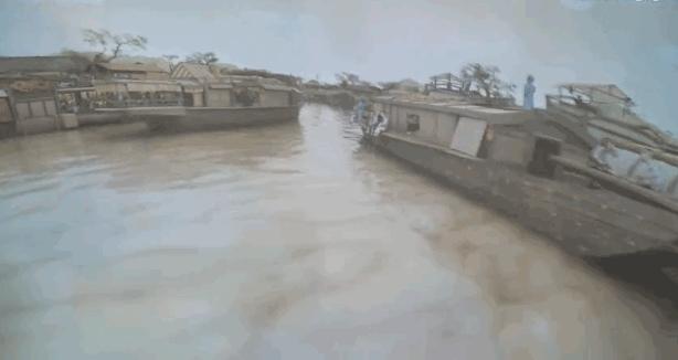 科技的画画神器投影手绘板,关于科技时代的绘画作品