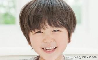 孩子门牙摔掉了一小块怎么治疗,四岁门牙摔掉了怎么办