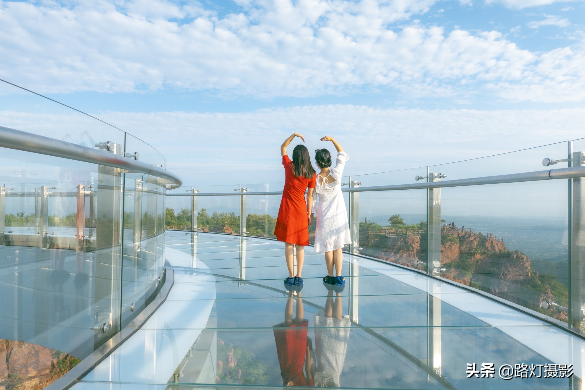 我国最凉爽的4座避暑城市,中国最凉快的十大避暑胜地