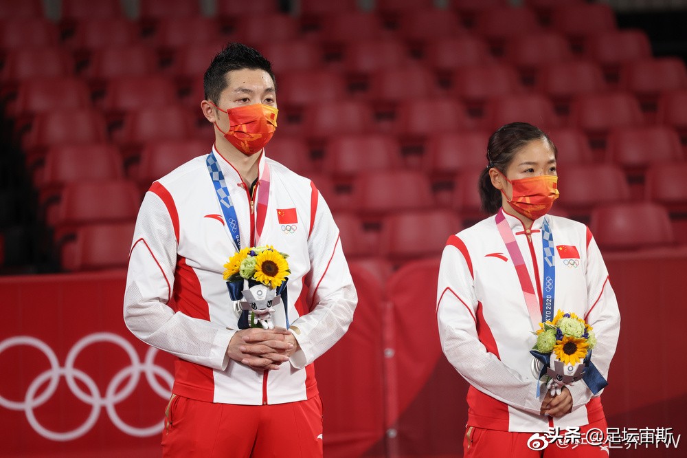 国乒落泪瞬间王曼昱,国乒心酸哭泣的瞬间