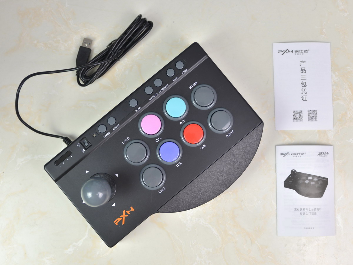 格斗游戏和模拟器,莱仕达pxn-0082怎么连接电脑