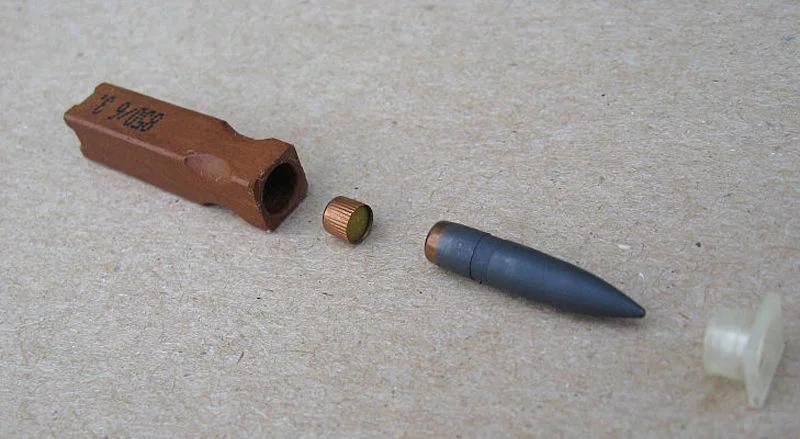 流浪地球里的未来枪械,流浪地球中有没有狙击枪