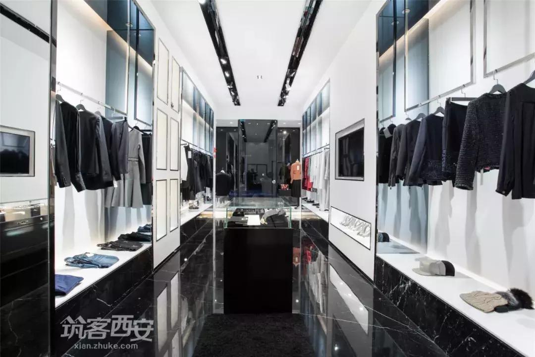 西安街边店服装店集中的地方,西安的服装店