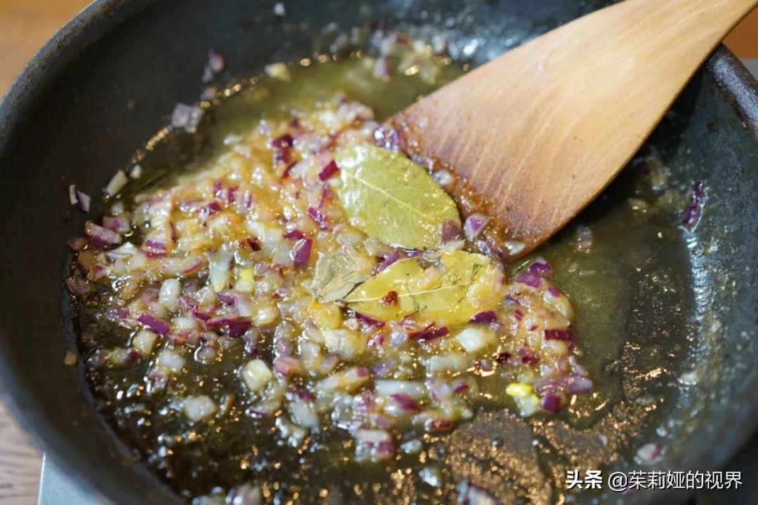 520表白神器皇冠灵动项链 (520女神表白神器)