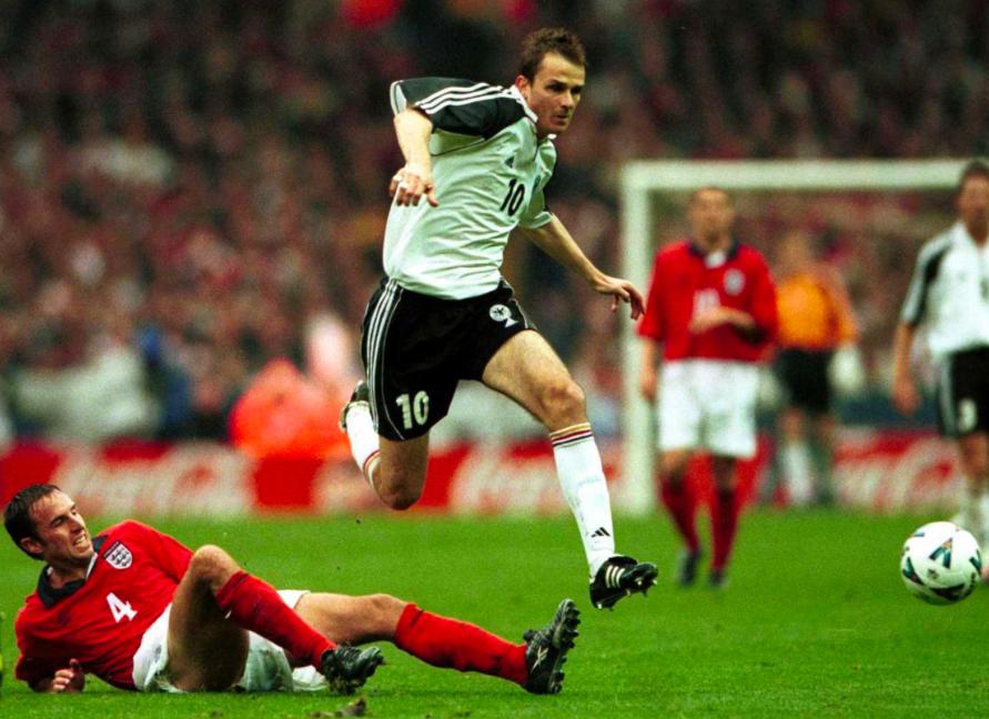 从默默无闻到闻名全国,从默默无闻到声名显赫