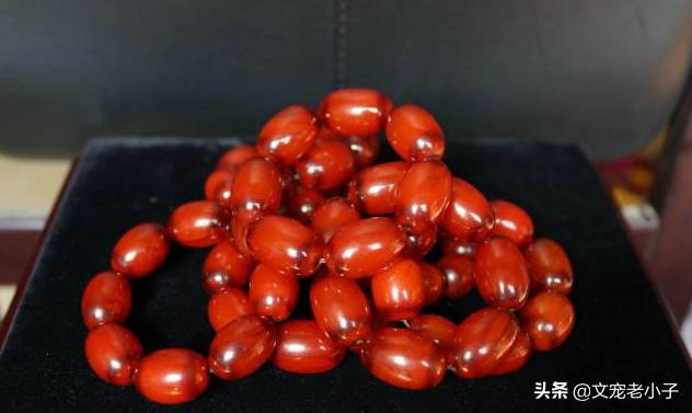 蜜蜡琥珀和老蜜蜡琥珀有什么区别,文玩蜜蜡原料怎么分辨真假