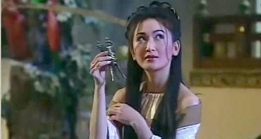 当代女性不敢效仿妲己睡前的坏习惯，而纣王却很喜欢这个坏习惯