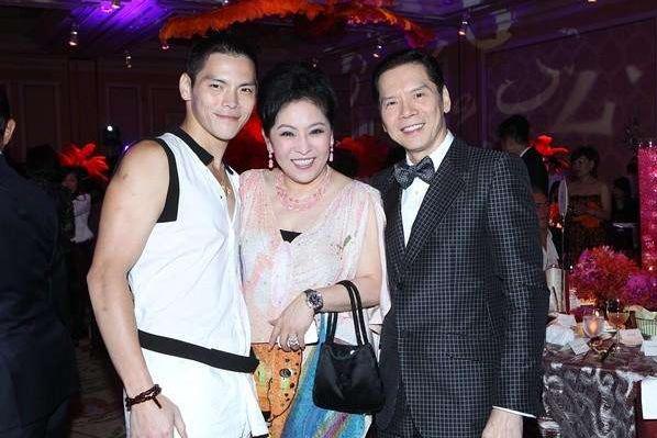 敢砸向华强场子！曾直呼见一次就打一次，这个北京混混有多厉害？