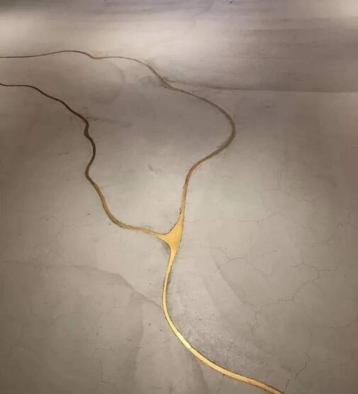 如今的自流平不再是普通的水泥地，铺完效果很惊艳，图案款式多样