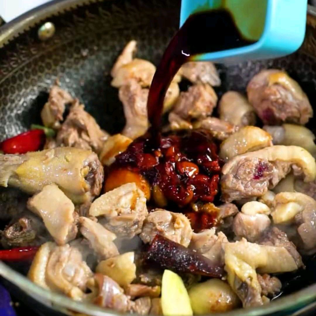 川菜特色鸭,川菜啤酒仔姜鸭