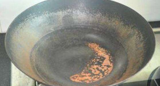 大厨教你铁锅不粘锅,大厨铁锅推荐好吃不粘锅