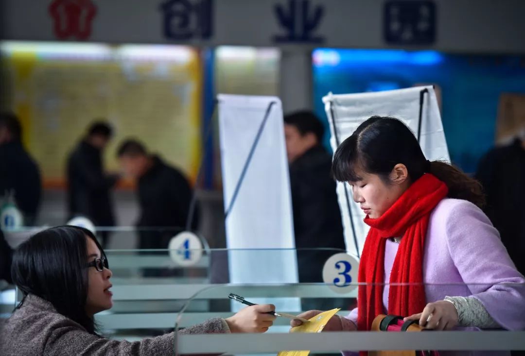 找不到工作大不了送外卖开网约车,送外卖和开网约车哪个累