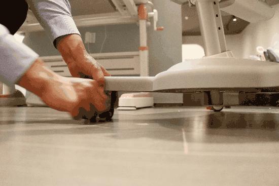 奋进星功能学习桌椅：为孩子的身体健康保驾护航