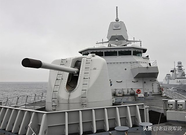 奥托127mm隐身舰炮,奥托76毫米舰炮速射视频