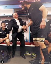 铁打的营盘流水的兵,英式橄榄球十五人制最重要的位置