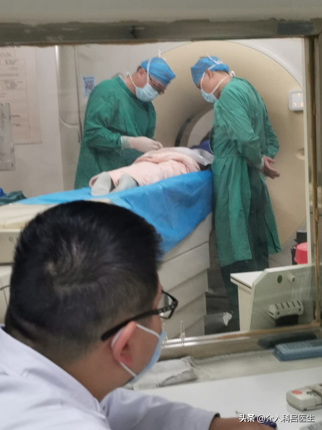 巧克力囊肿的病因和治疗方法,巧克力囊肿特别大消除的最佳方法