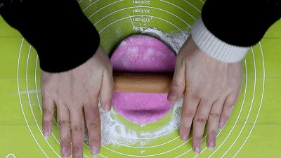 五颜六色的果蔬面 (白彩色果蔬面)