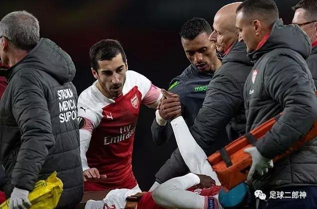 脚裸90度变形！枪手玻璃大将再受重伤，赛季报销恐危及职业生涯