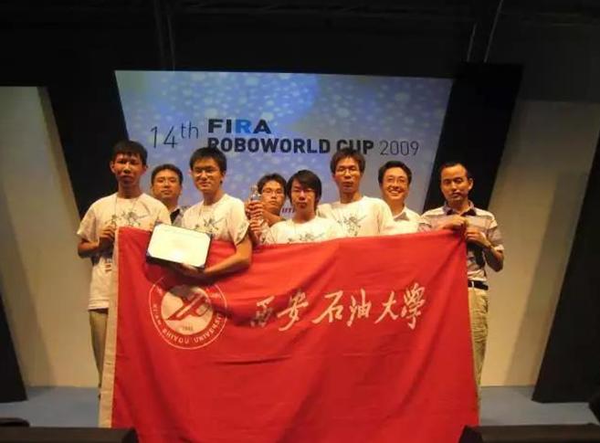 捧回25座奖杯！西安这支队伍不仅有“最强大脑”，而且颜值还高！