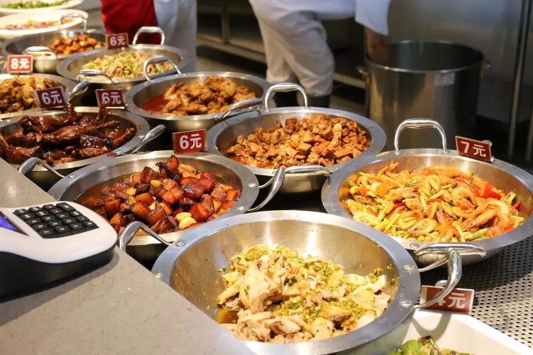 要想过得好哪里都别跑,要想生活过得去哪能不带点绿