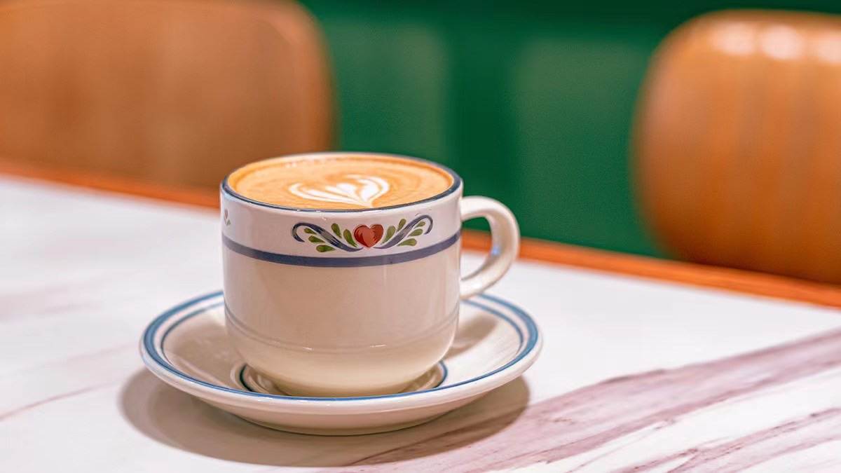 飞利浦智睿吸顶灯流萤版g2小卧室,飞利浦智睿吸顶灯与小米吸顶灯