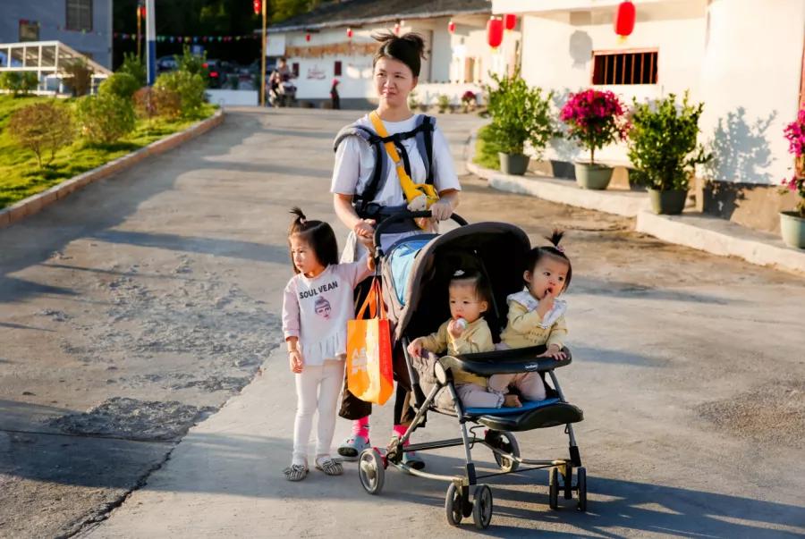 楹﹀厓鎽勫奖,楹﹀厓瑙嗛