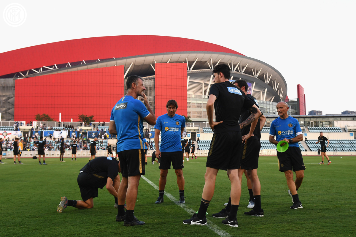 南京奥体中心热身足球,南京奥体体能训练