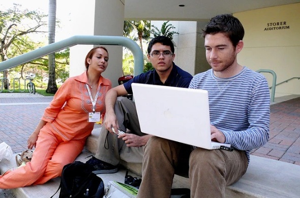 你知道哪些不起眼但是赚钱的行业,目前互联网最赚钱的行业有哪些