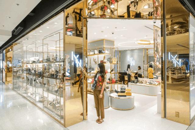 涓栫晫鍟嗗簵璐墿鎸囧崡,centralworld鍊煎緱涔扮殑涓滆タ