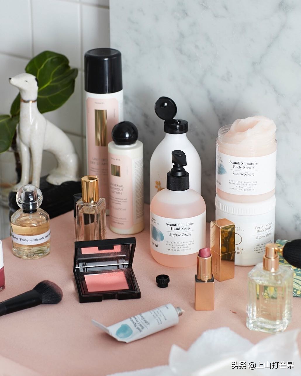 cos姐妹品牌,cos姊妹品牌