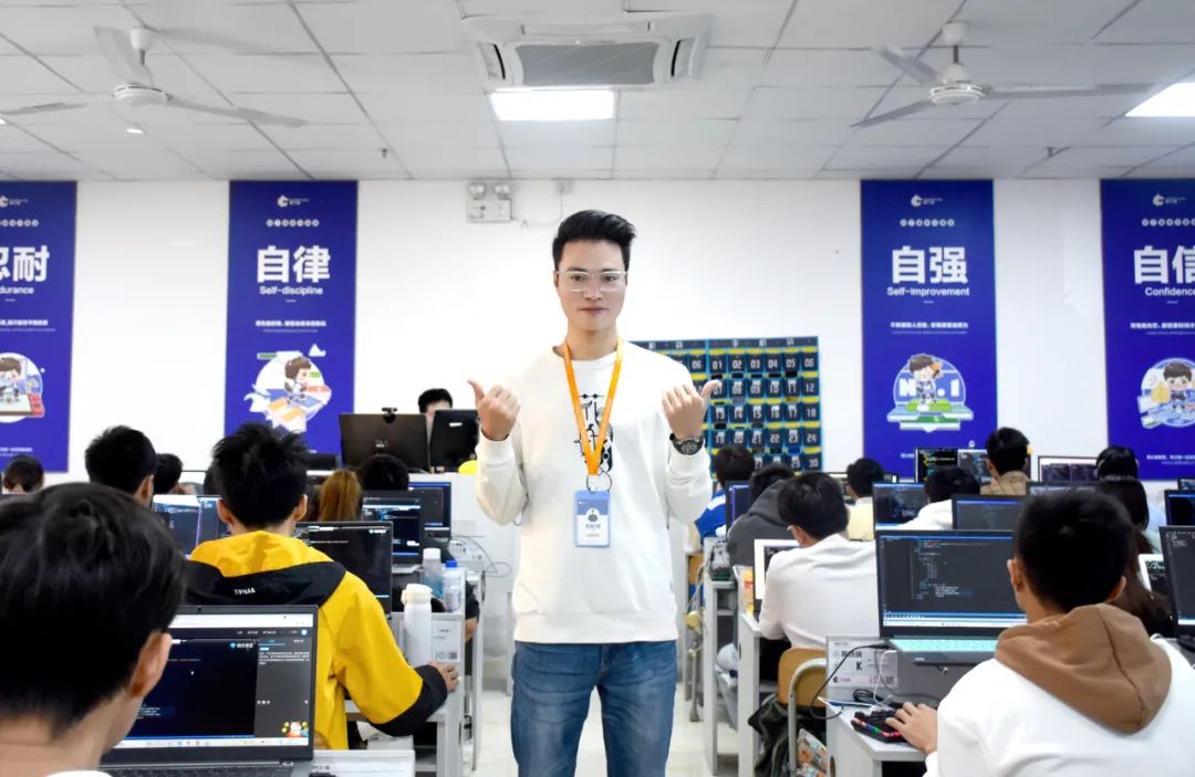 做程序员用什么电脑比较好,程序员新手入门选什么电脑