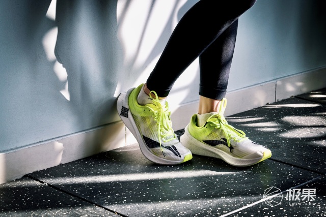 最狠的鞋子,全网最狠的鞋子