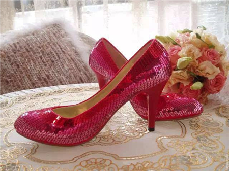 结婚时新郎迎娶新娘时的小游戏,婚礼小游戏新郎保证