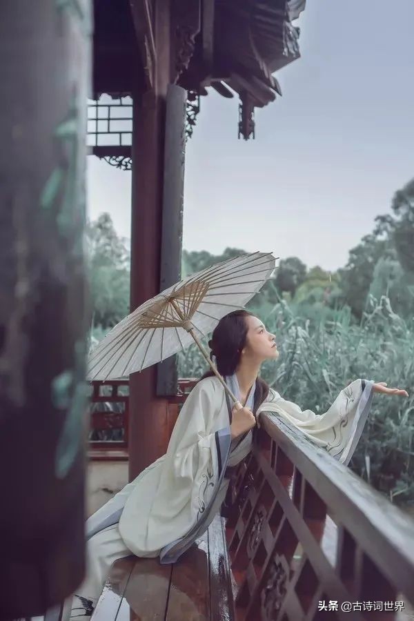 古往今来十首著名的诗词,十首世上最落寞伤感的诗词