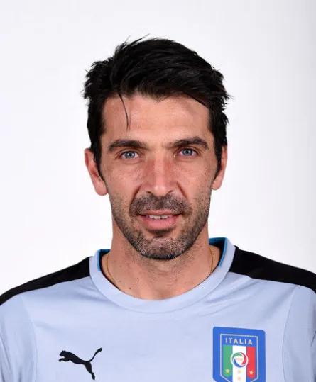 论一个优秀守门员的自我修养,如何评判一个门将的好坏