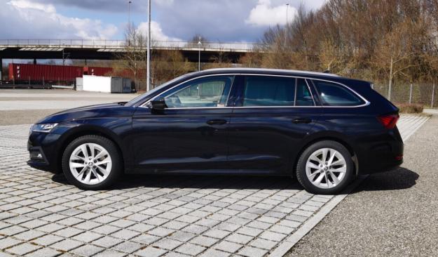 第四代斯柯达明锐国内版,明锐和高尔夫对比差别