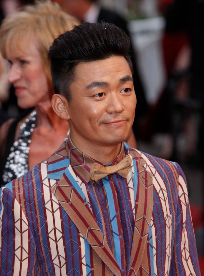 明星演唱会出现的军人,出演军人最好的四位明星