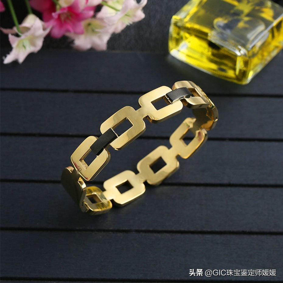 k金首饰变黑了怎么办,k金首饰划痕怎么恢复