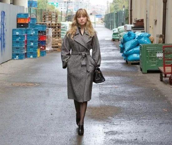 成本300的鞋子,prada系列鞋子