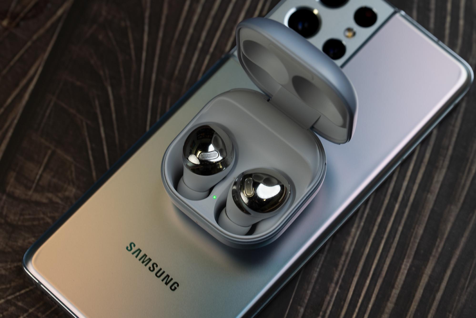 涓夋槦galaxys21ultra璇勬祴瑙嗛,涓夋槦galaxys22缁埅灏忕櫧娴嬭瘎