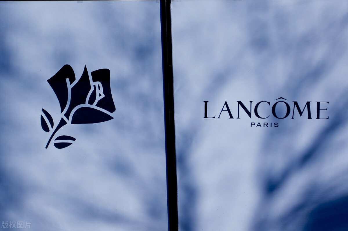 气垫还是粉底液?看完这篇文章教你少走弯路