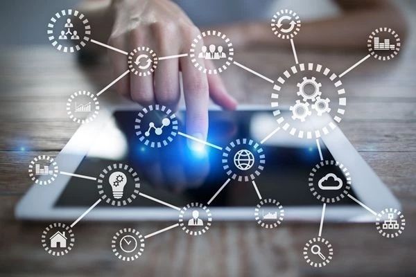 从美国留学回来的是谁,从美国回国后为中国做贡献