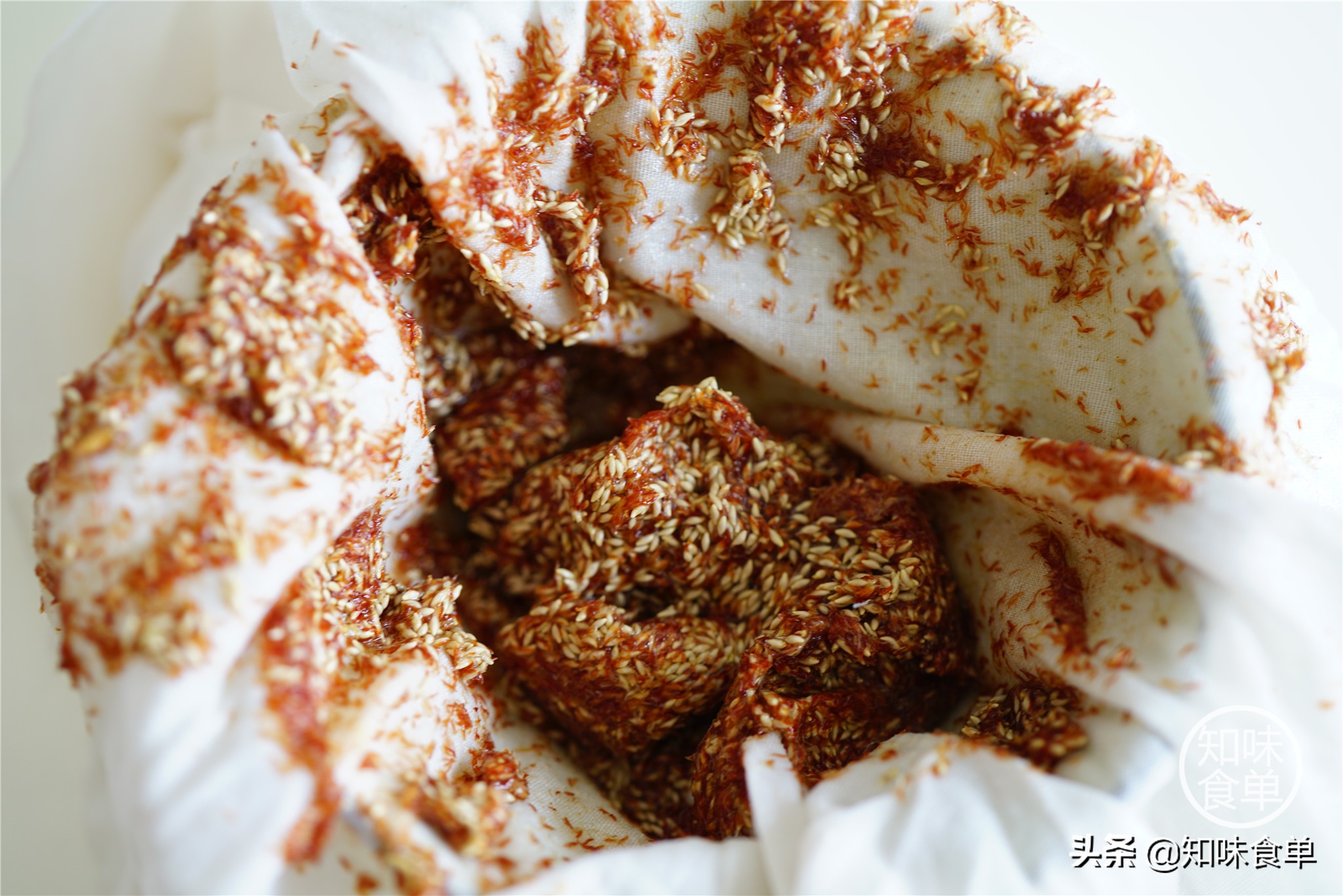 食单丨手工冰粉制作丨最全冰粉制作指南，天然*物冰植**粉大比拼