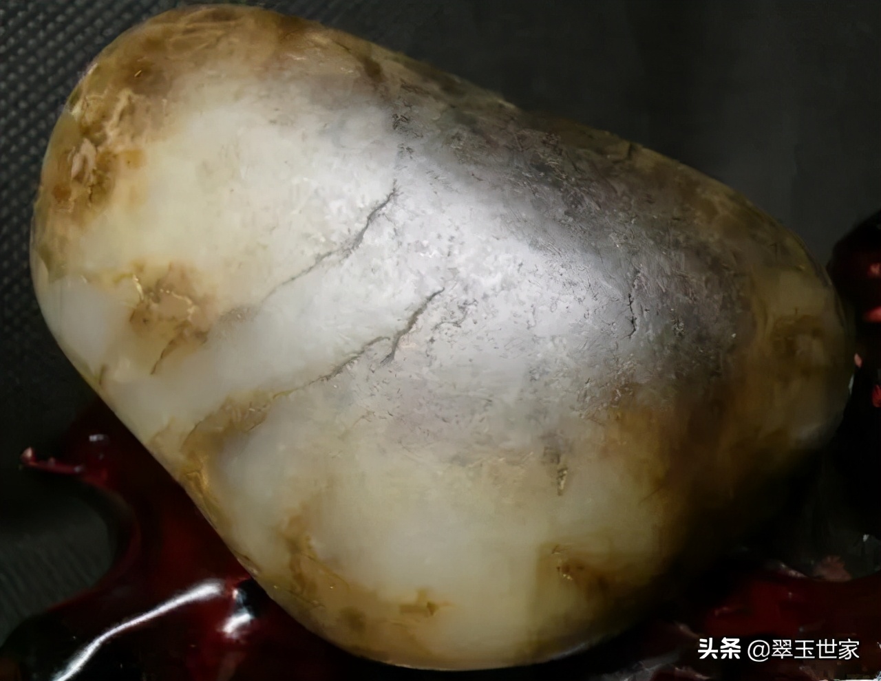 难得一见的文玩,油烟皮籽料