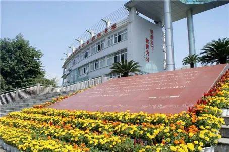 成都锦江区优质初中大盘点,成都成华区和锦江区初中比较