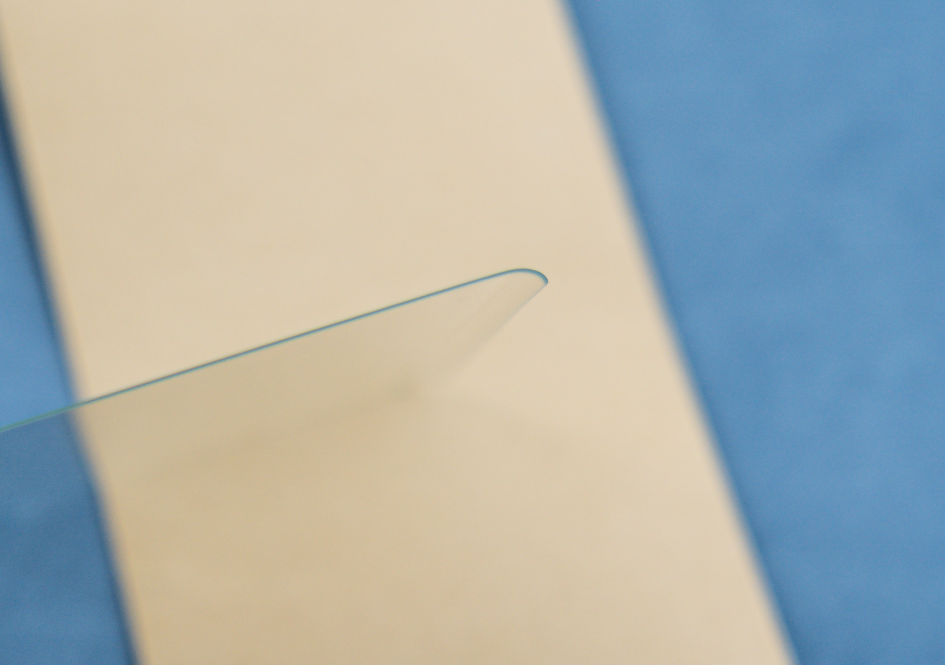 曲面屏贴钢化膜为什么用紫外线,曲面屏贴钢化膜用什么胶水