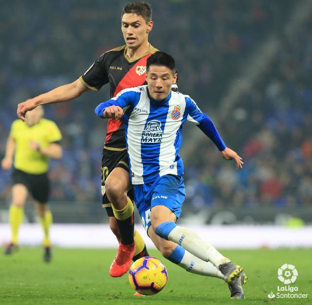 媒体评价武磊登陆西甲联赛,成为很多球迷关注的焦点