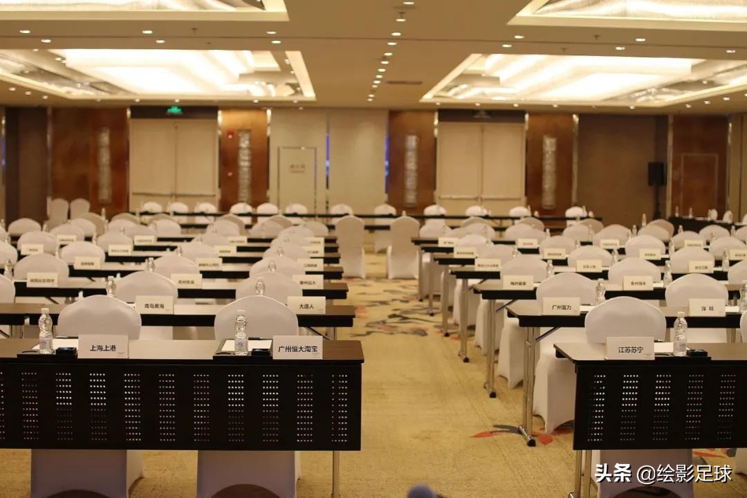 中国足协新政用力过猛:投资人热情浇灭,欠薪*薪讨**成日常